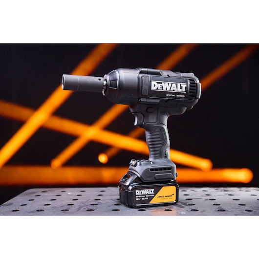 Cheie cu impact DEWALT® x McLaren F1 Team 18V XR® fără perii, inel de reținere de 1/2", cu cuplu ridicat - 2 acumulatori de 5Ah Dewalt - imagine 6