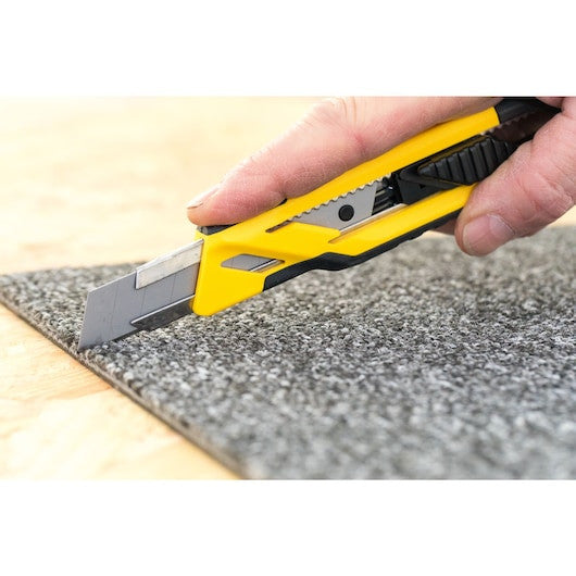 CUTTER GLISANT MANER BIMATERIAL 18mm CU 3 LAME STANLEY® Stanley - imagine 3