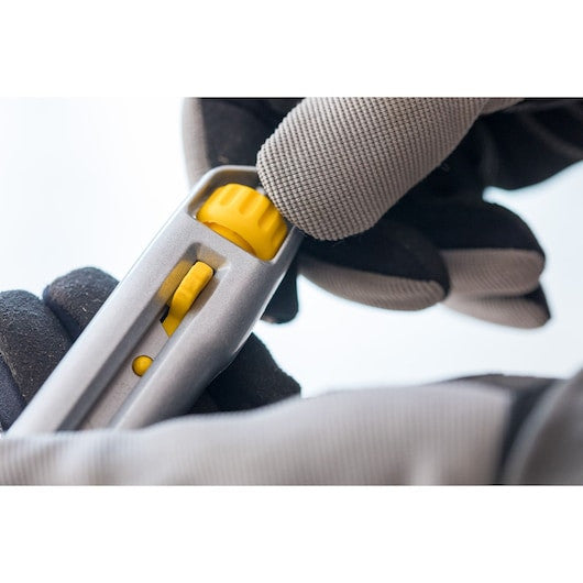 Cuțit cu lamă segmentată STANLEY® InterLock® de 18 mm, metalic Stanley - imagine 5