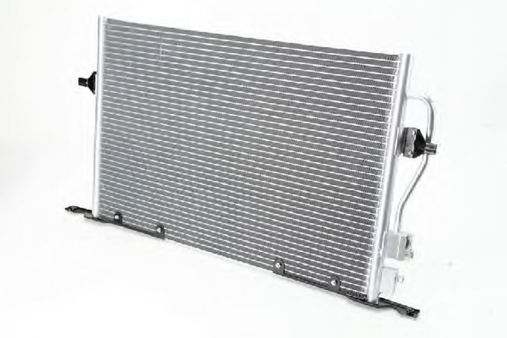Radiator clima FORD MONDEO II combi BNP THERMOTEC KTT110069