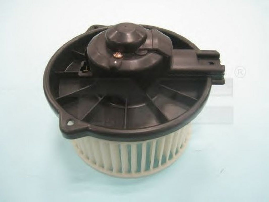 Ventilator habitaclu bord TOYOTA COROLLA Liftback E10 TYC 536-0001